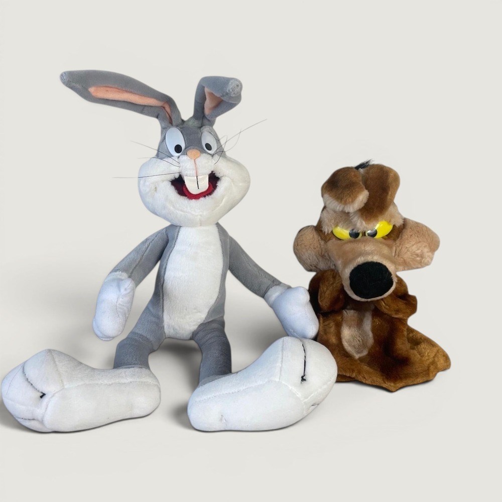 Vintage Looney Tunes Plush Lot Bugs Bunny Wile E Coyote 1994 1997 Warner Bros
